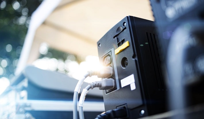 تعمیر ups _ نگهداری پیشگیرانه و کاهش نیاز به تعمیرات سنگین