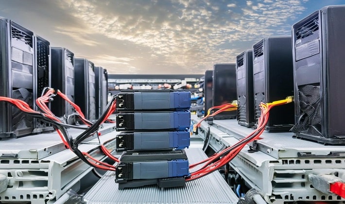باتری یو پی اس _ تفاوت باتری خودرو با باتری UPS